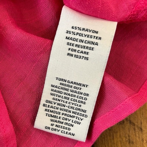 💐 Nanette Lepore Fuchsia Flutter Sleeve Blouse NWT - Picture 9 of 10